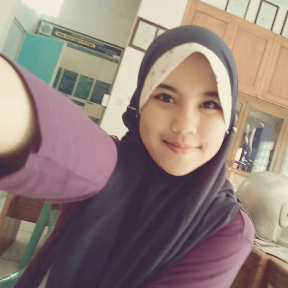 annyeonghaseyo choneun salma imida.. :). music its my life