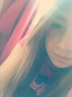 Shannon|13|UK|Blue|Bands are my life|Electric guitar|drawing|Sports|Youtuber|Single|Anything you want to know just ask|Ask for followbacks|