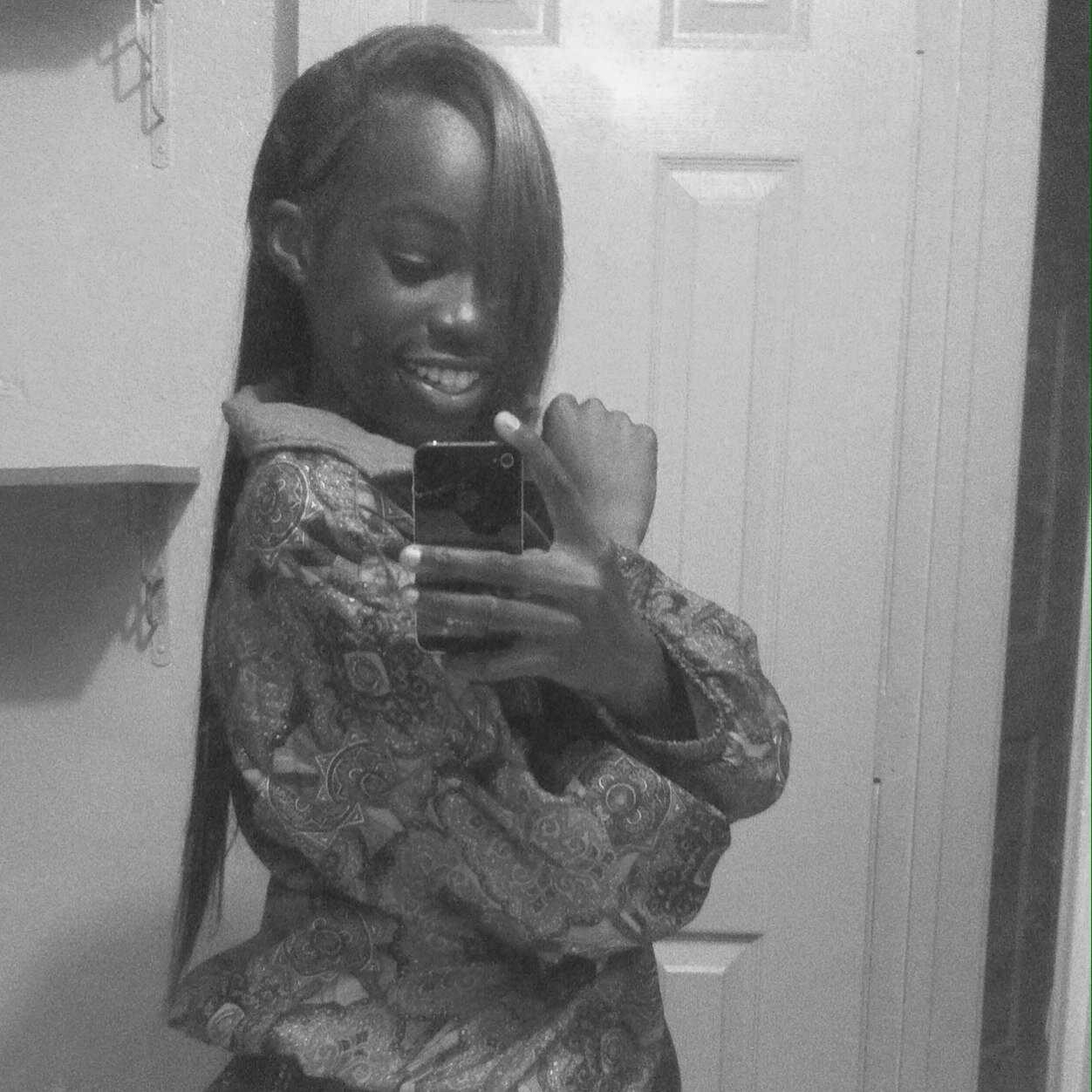 TheOceantoFrank's profile picture. Zaee ❤️