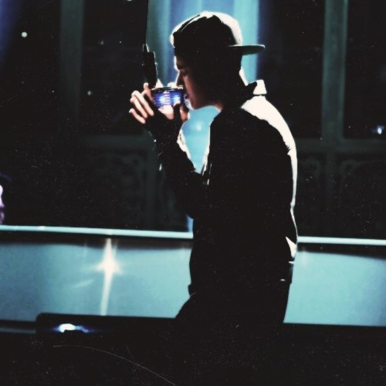 ♛ Don't let your dreams float away ♛ •Believe Tour 04/30/13• dowload @shots and spread love