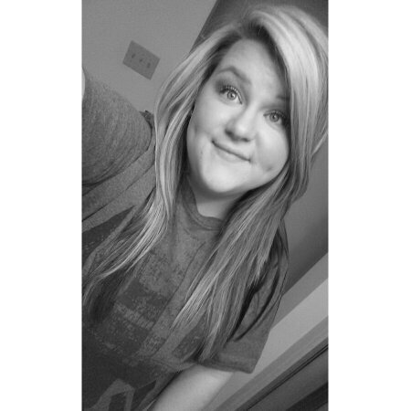 Just a country girl, with big city dreams.♡