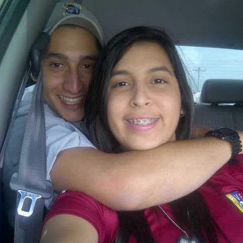 estudio en Uniojeda,,, ,, soy bombero profesional :D