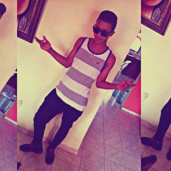 DJ_Sandro28's profile picture. -' | Oғιcιαl twtter | Sι qυιεяεs qυε tε sαℓgα bιεη ησ sε ℓσ Digαs α ηαdιε, Amigo? Dios!