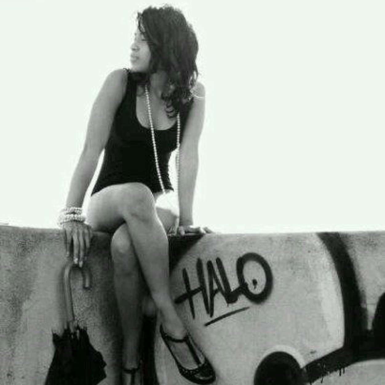 leighyir's profile picture. -PA/Receptionist - AFS (African Film Services) -Amature fashion designer -Music lover -Free spirit** -Foodie