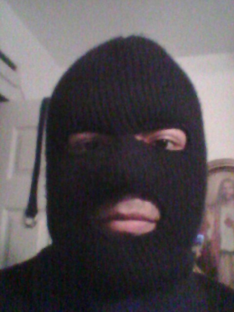 Put that on my squad I aint gon let no nigga hurt me My gun do all my talkin and I knw u niggas heard me