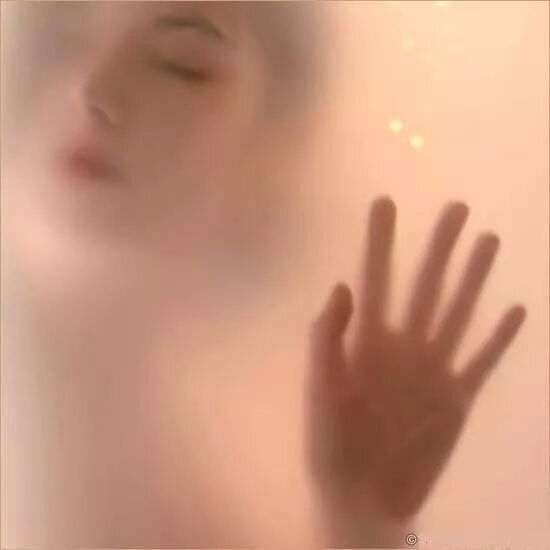 gaboor0970's profile picture. إلى كل من كان يظن انى لن اتخطاهم بسهوله اقول :-
تخطيتكم مع ابتسامه عريضه