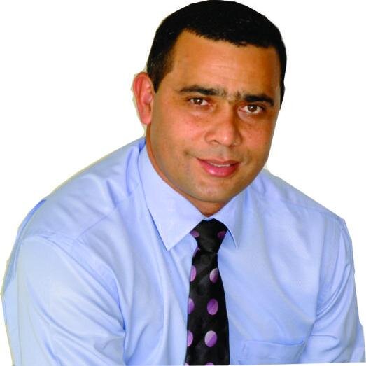 Pr Lenivaldo Silva, Membro da Assembléia de Deus,filiado a CGADB , Pregador de ministério Itinerante, escritor, Empresário e Acadêmico de Direito.