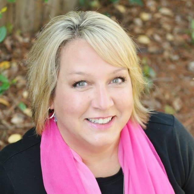 tracyj31's profile picture. Wife, mother of 3 girls, Lolli to a beautiful baby boy, authentic follower of Christ, Star Beauty Guide with LimeLight by Alcone