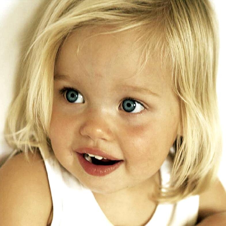 HerLightHeart's profile picture. I know who you are. You've been watching over me, my whole life. Your shadow, it's been following me, ever since I was small. #LiterateRP