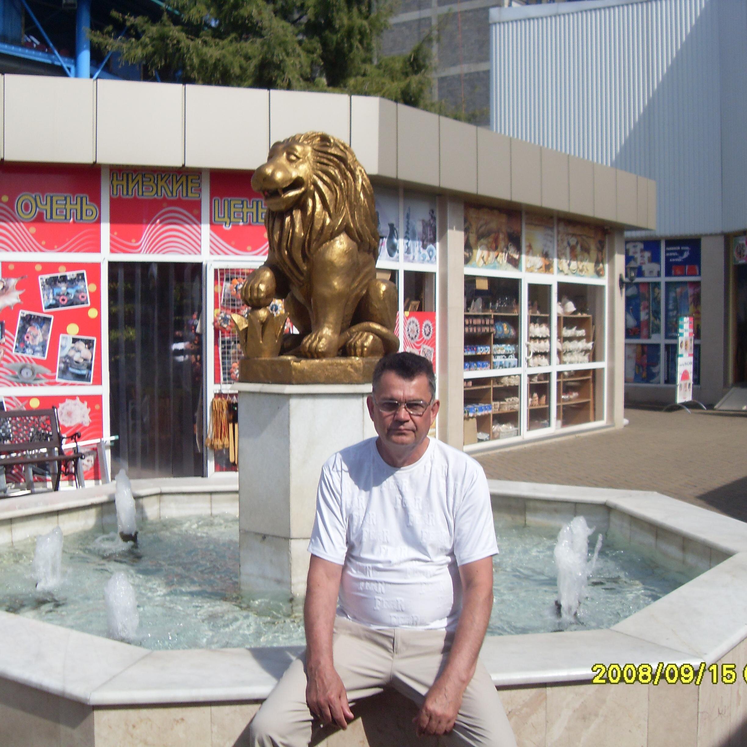 swolfviktor2014's profile picture. Пенсионер с активной жизненной позицией,люблю готовить,смотреть фильмы,путешествовать,люблю футбол.Активно работаю в интернет-проекте и успешен!