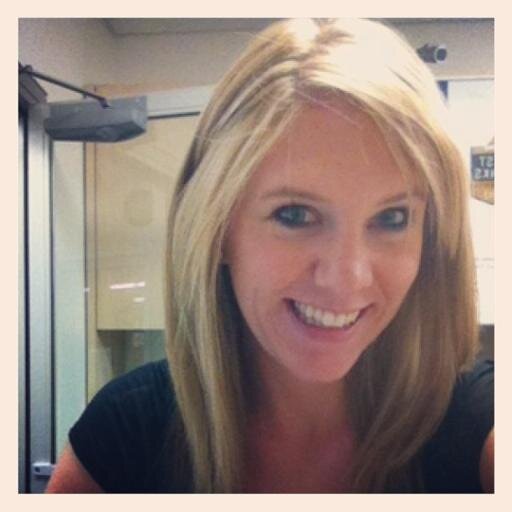 Social networking expert seeking to enhance the online exposure of other individuals! Check out http://t.co/BpaP349c9V for my expert services!