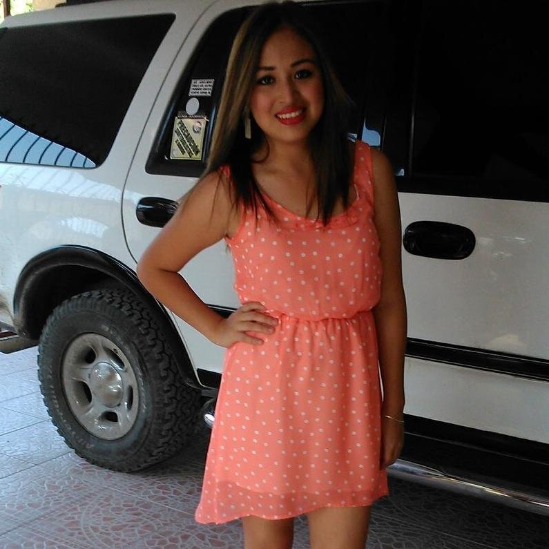 Buena onda, Divertida, Romántica, tierna, sensible jaja no te arrepientes:)
