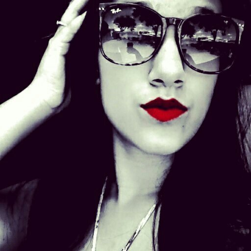 Segue lá no insta Sdv @alessiagomesh
