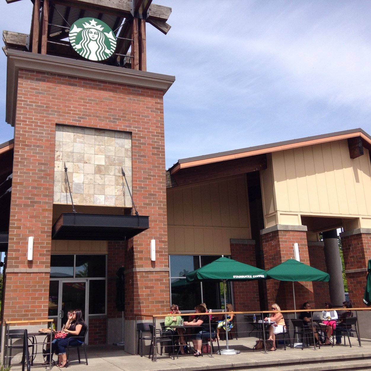 The official account of the Starbucks store in the Mill Creek Town Center. Reserve-Clover-La Boulange and (future) Evenings program store.