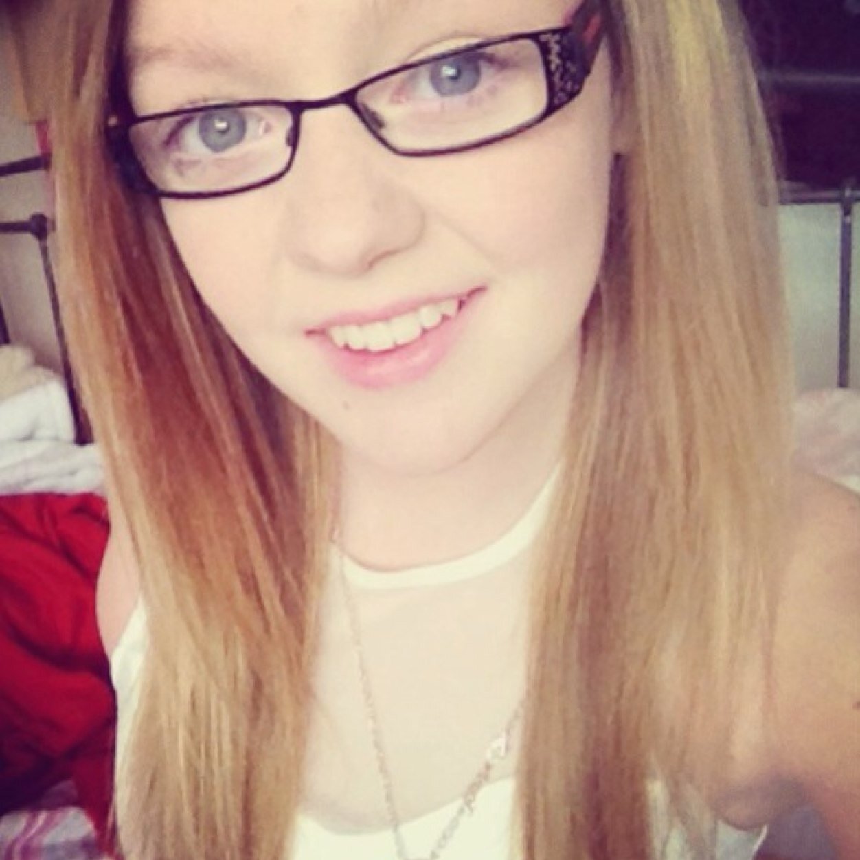 skype-aimeesmith62.       instagram-aimeesmith62