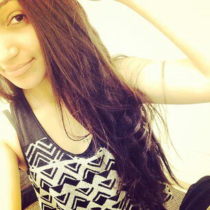 Instagram: la_flakitaaaa                
Kik: maricelamarquez13 
Snapchat: la_flakitaaaa
Facebook: Maricela Marquez