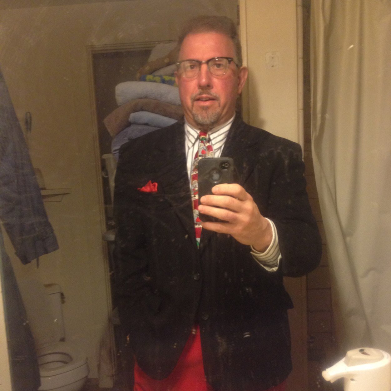 KevinJSmithJD's profile picture. Politics/News Junkie. Inventor of the shot glass. Email: kevinjsmithjd@gmail.com