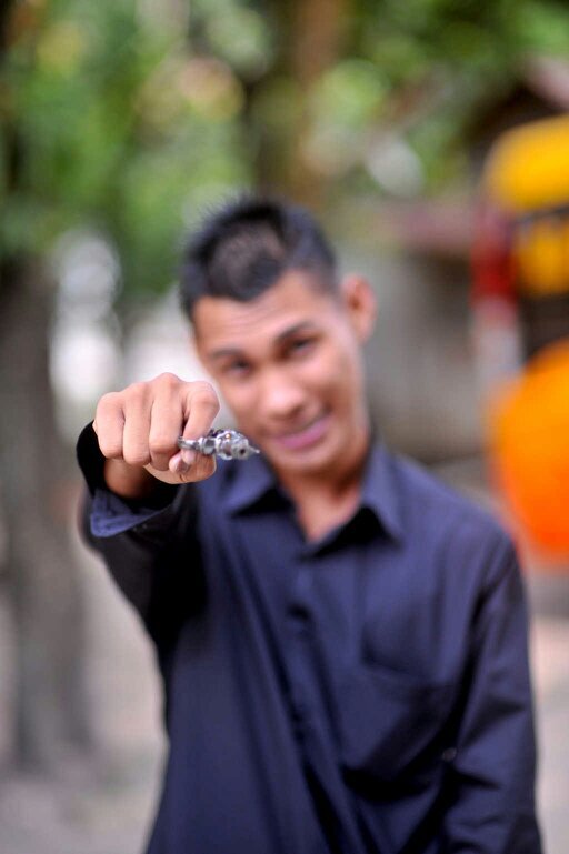 Hidup cuma sekali....
Jangan bikin ngak berarti...
Rasa sesal memang datang belakangan....