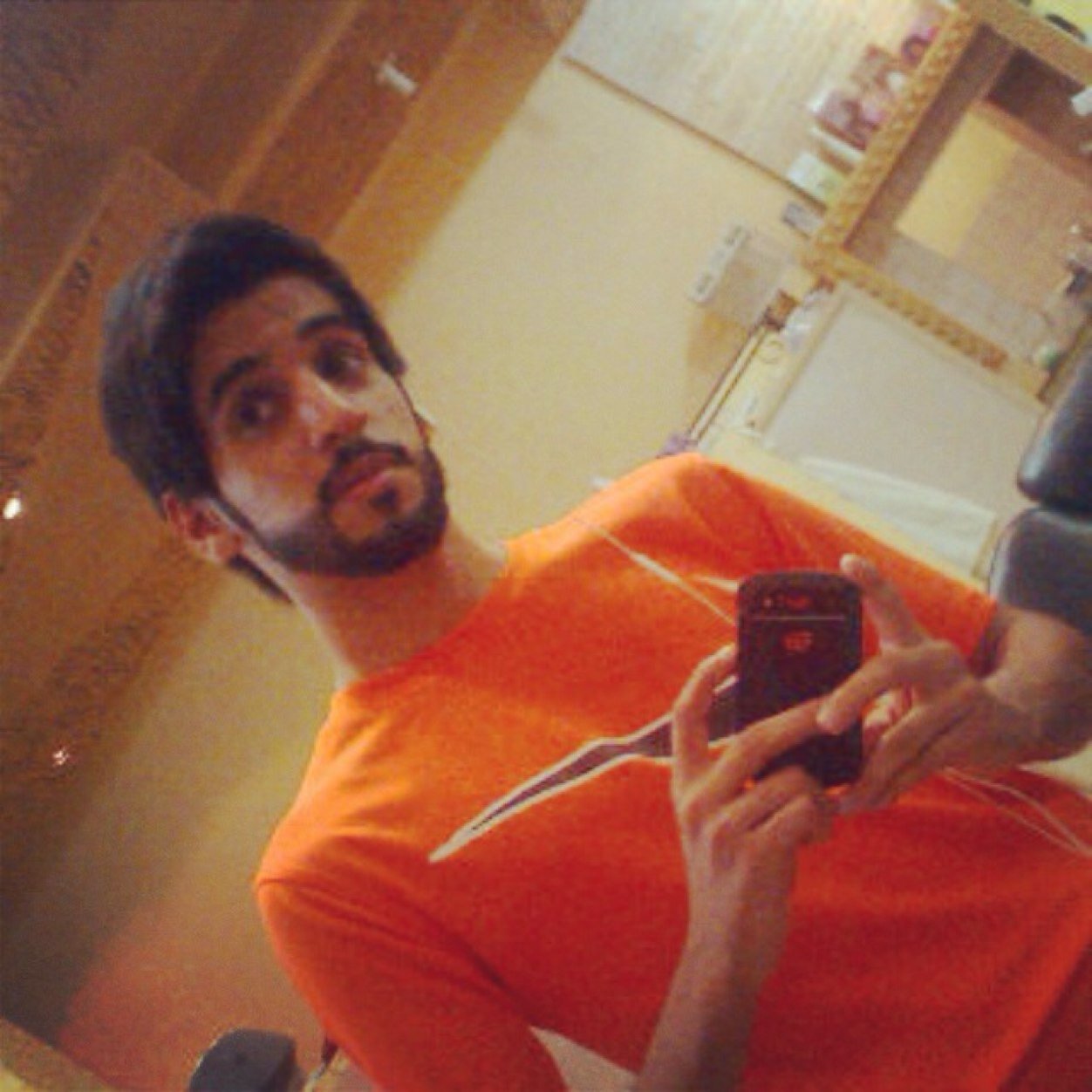 ‏الانستقرام :  s3oode123