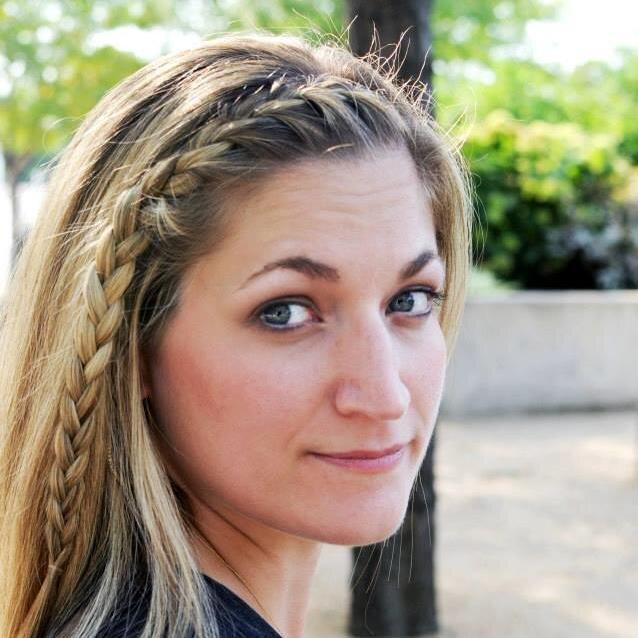 Transplant to Music City, originally from WI. Working my day job as a Controller and pursuing my passions of yoga, running and home & life organization.
