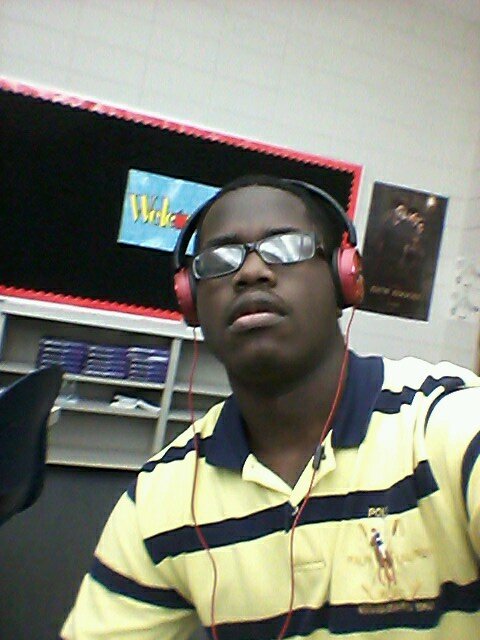 Redpolos7l's profile picture. make money and liveing life