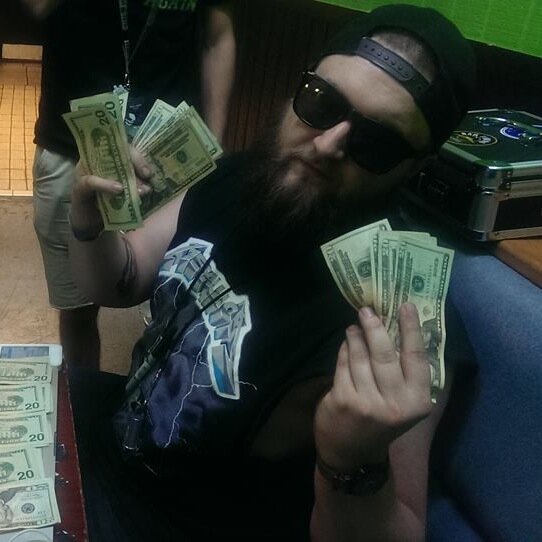 prolexdogg's profile picture. Cook and weird dog person