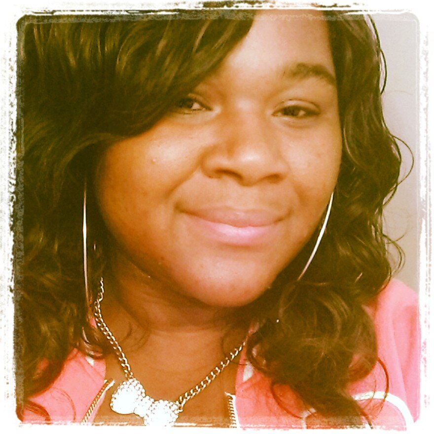 Live, Love, Laugh! Three things i try to live by ^_^