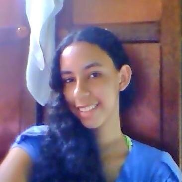 milennybarros's profile picture. Um sorriso no rosto, nao quer dizer q vc esta feliz.