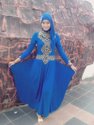 I'm no beauty queen,,, I'm just beautiful me..!!
Love is U MyTa @bdherdy ^_^