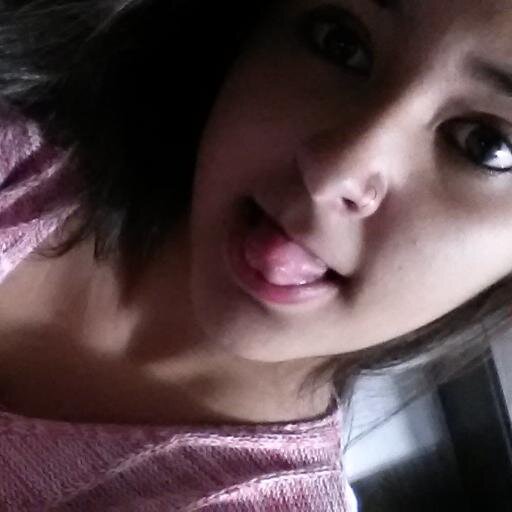Nαo Sou Perfeitα, Nem donα dα Verdαde.
Mais, sou Donα de mim, Donα das minhαs Vontαdes.