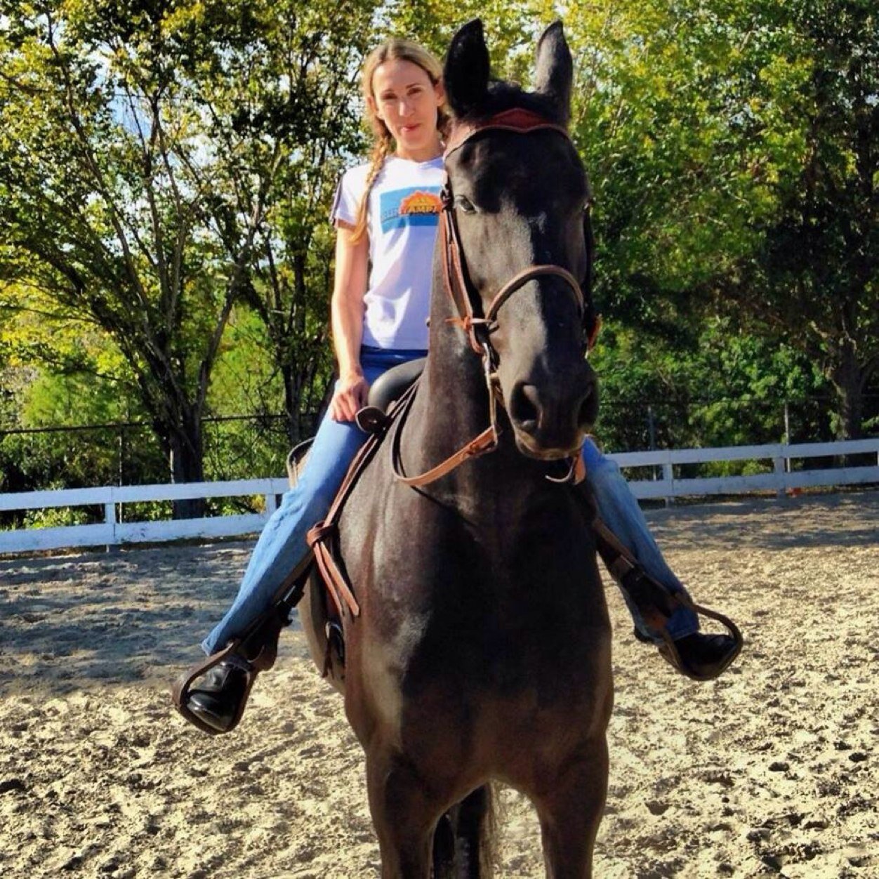 jayandbob11's profile picture. 