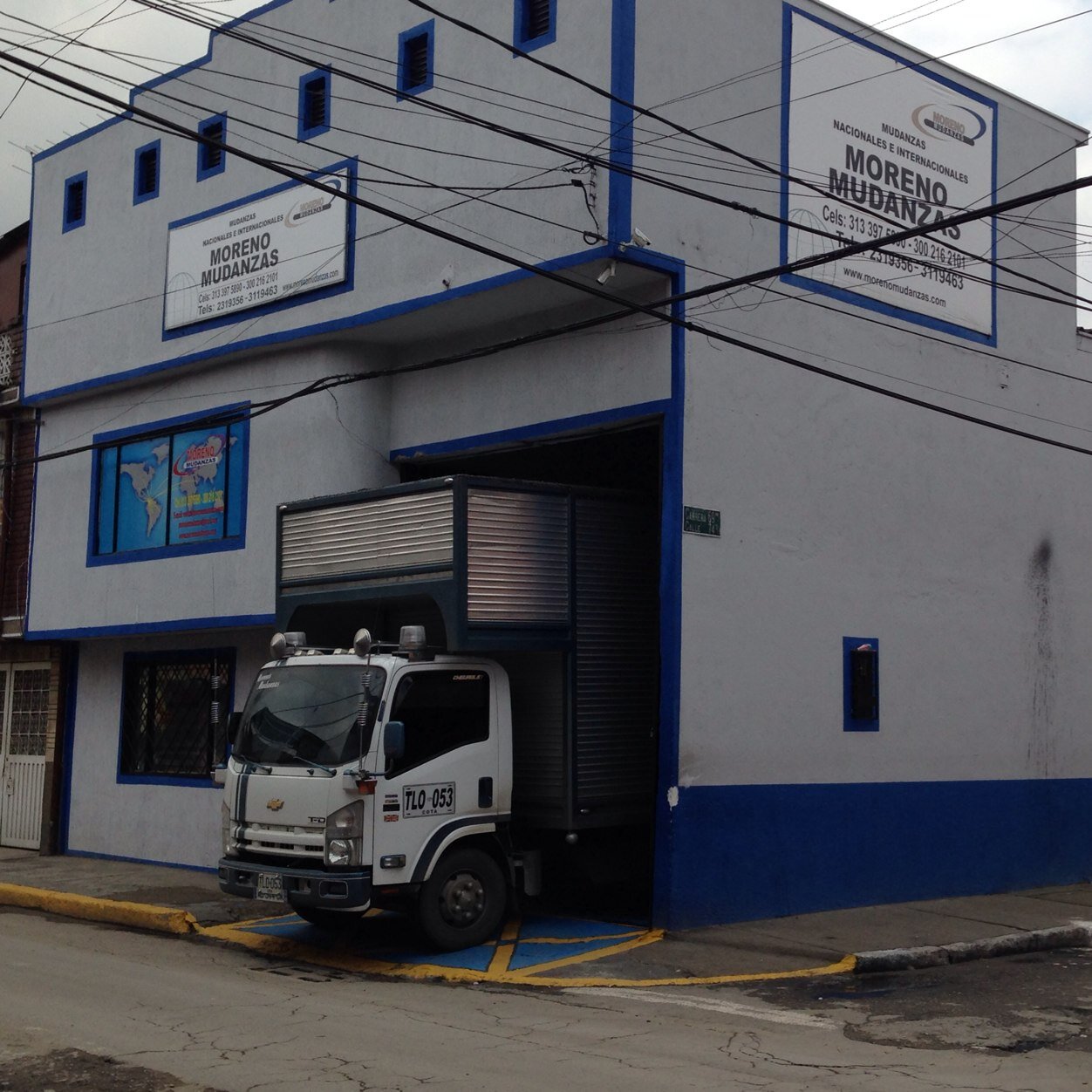 transporte de mudanzas  a venezuela y ecuador  realizamos servicios de empaque , bodegas  transporte local  y nacional de toda clase de muebles