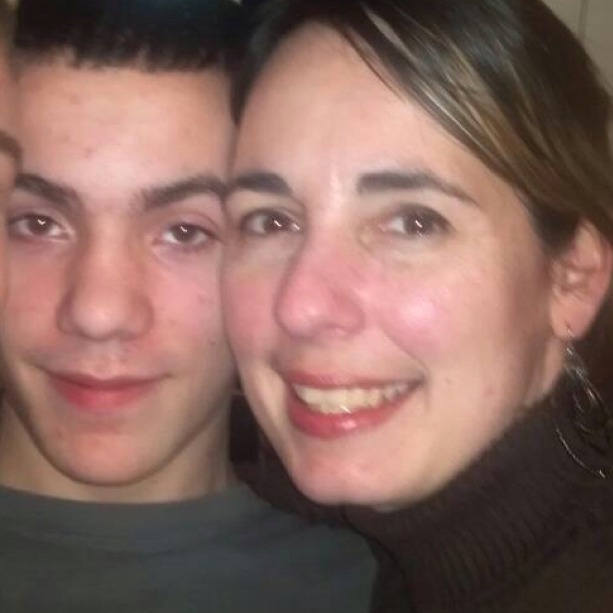 momof5johnson's profile picture. 