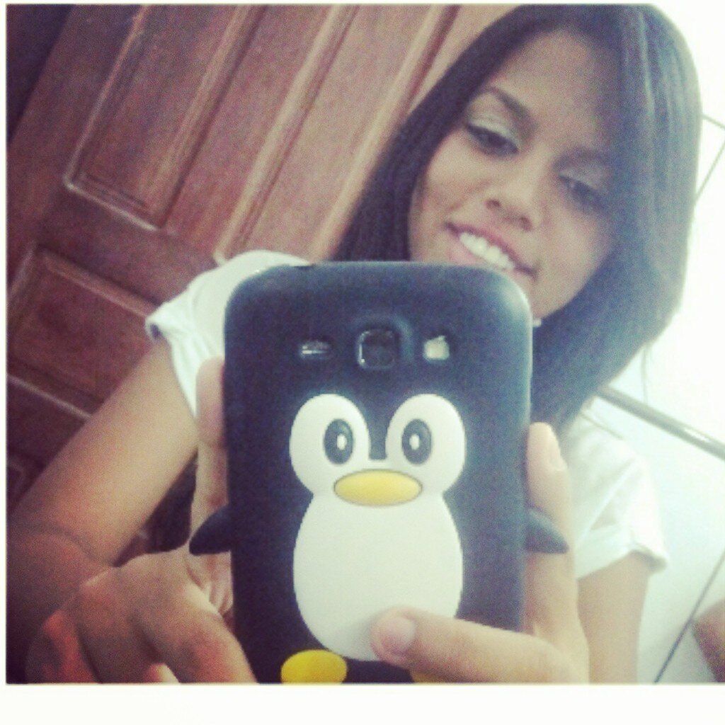 thayssantosta26's profile picture. 