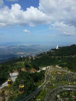 I live love in danang!
