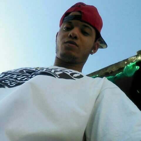 Mc integrante do grupo @NativaOficial