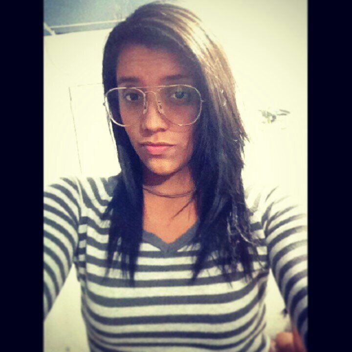 Angelica Zamora (AngeZamora) Twitter