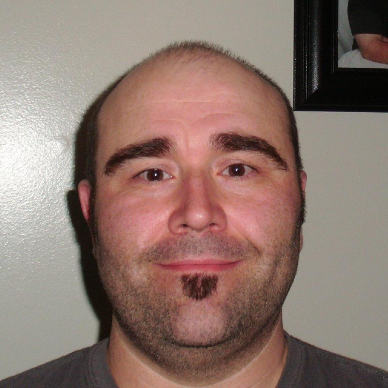 Hi there I am an online marketer. Love meeting new people and living my great life with my family to the fullest. 8GKMKW