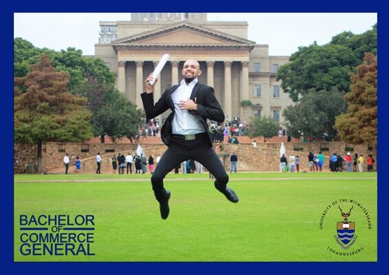 Affordable Quality Graduation Photos. We can come to your Campus. 10 Elegant Design Pics for only R300. We do all events affordablegraduationphotos@gmail.com