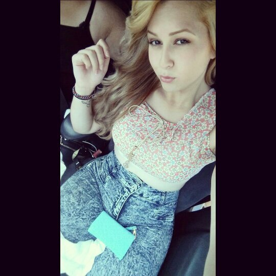 hello :)