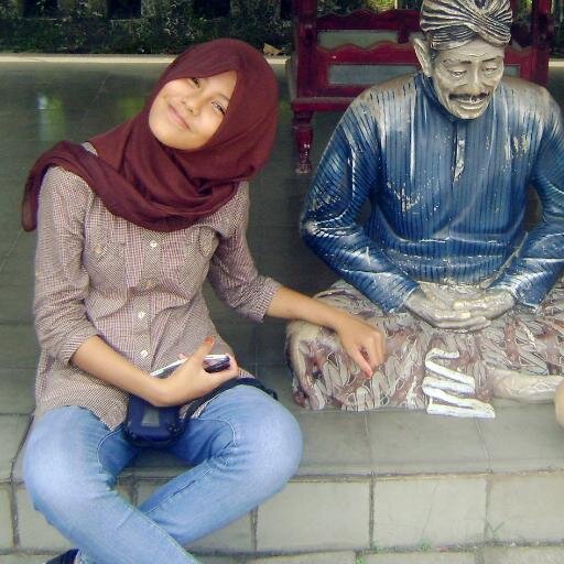 FitrianiDH_'s profile picture. realmadrid!!!! sanerhik.tujusatu