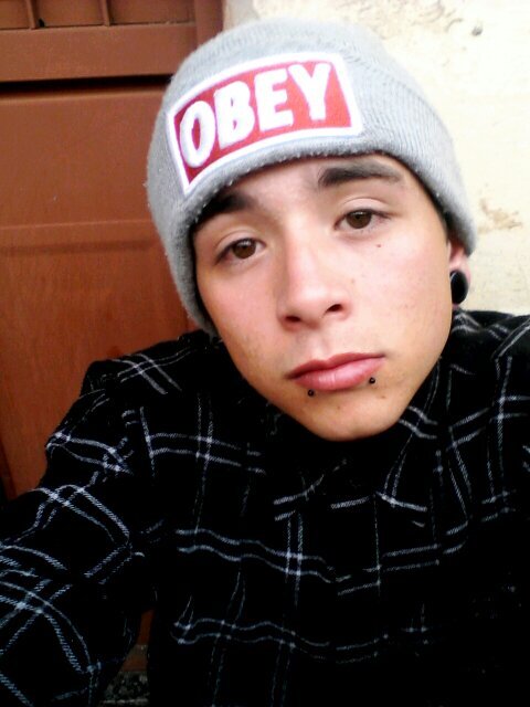 Dificil intender e viver no paraiso perdido.