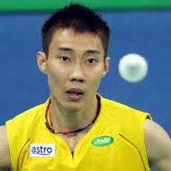 Pedagang kopi angkringan yang juga hobi badminton