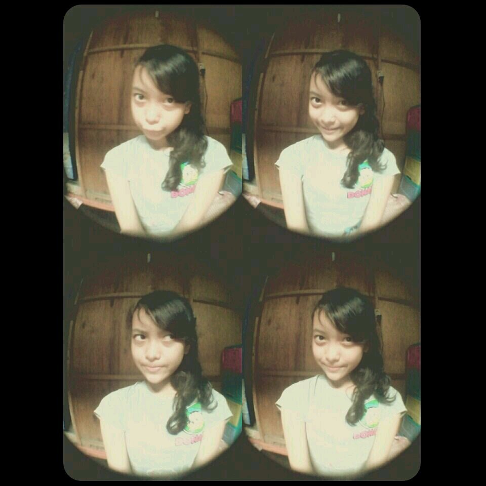 Vhyra fahira|jhs50 grade8|palembang 19 juni 2000|pin:7DAFDBOC