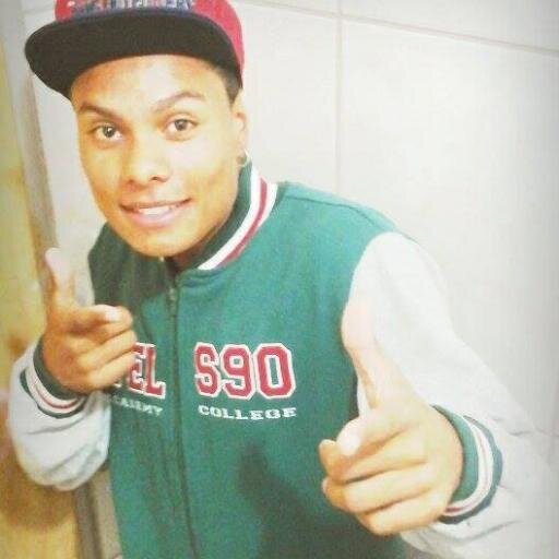 me sinto as vezes meio pá inseguro,que nem um vira lata sem fé no futuro
