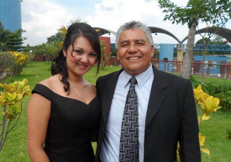 LA VIDA LA MAYORIA DE LAS VECES ES MUY COMPLICADA, PERO SIEMPRE DEBEMOS SALIR ADELANTE PASE LO QUE PASE.. HAY QUE VIVIR CADA DIA COMO SI FUERA EL ÚLTIMO..