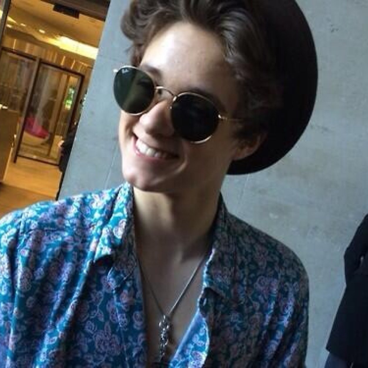 best pics of brad simpson