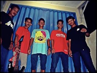 SILENTOfficial_'s profile picture. Account OFFICIAL of Silent Of The Kids | Poppunk/Easycore | CP : 089665745718(Nunisyuliyanti/yuli) /27AC73B6