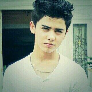 hello my name is yuli..dont for get  follow me ya.. follback..?? just mention.
