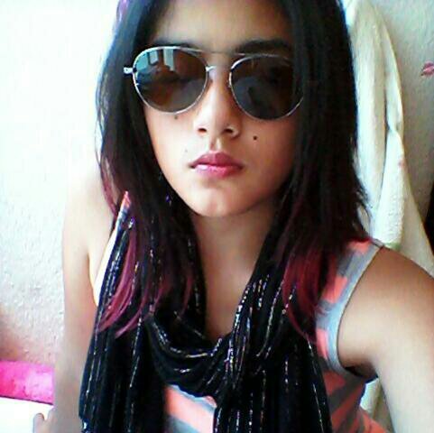 Guitarrista. Baterista. Vocal. ♡♪Peace & Love.
